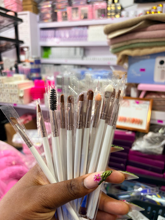 Eye brushes