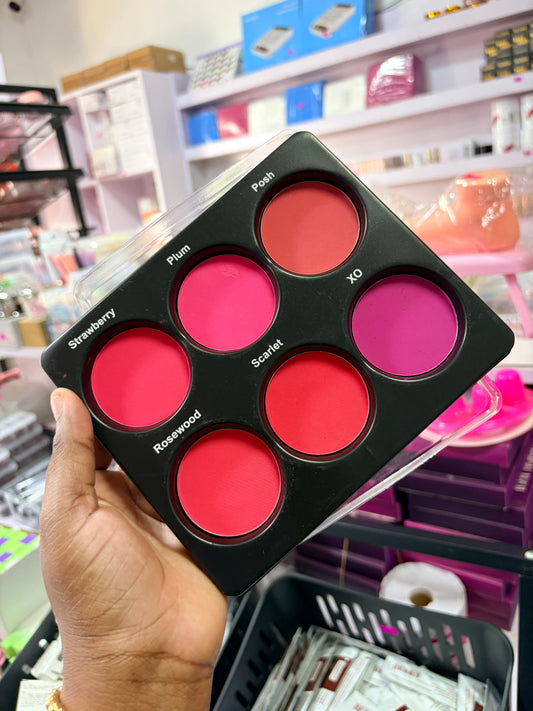 Blush pallet