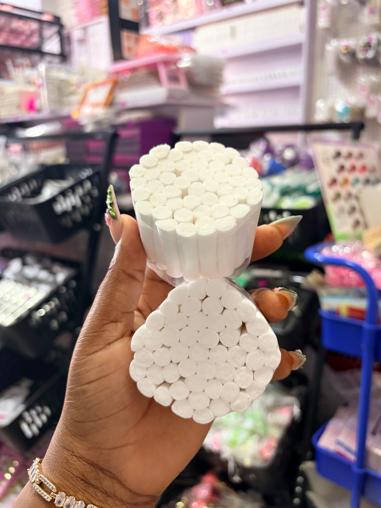 Cotton rolls