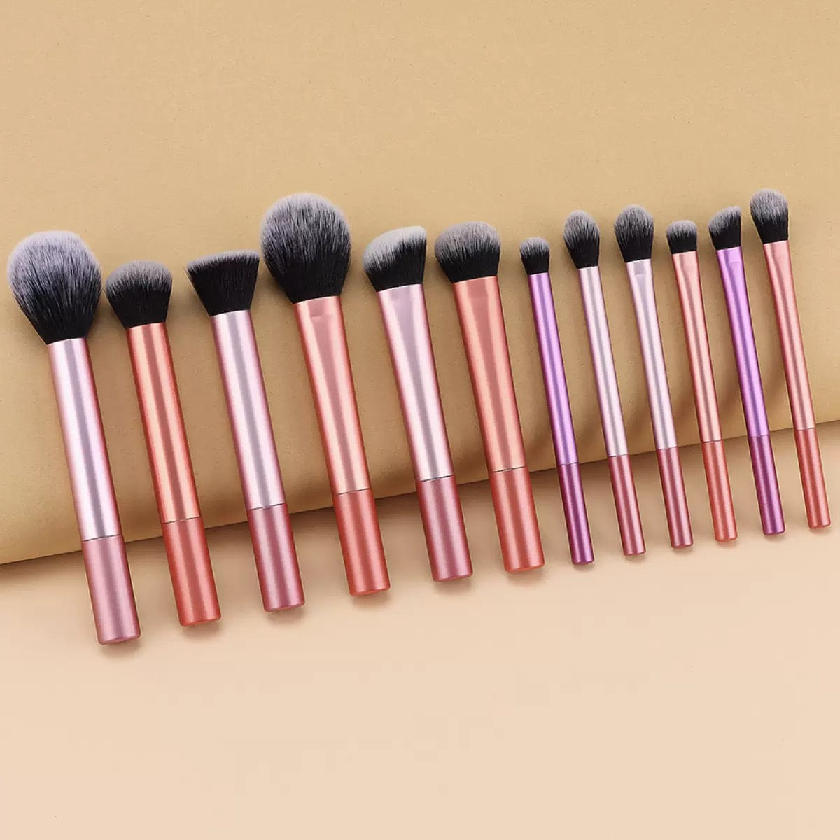 Makeup brush